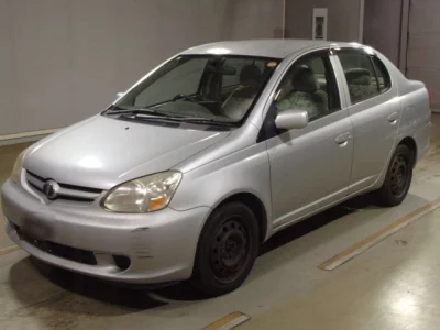 Toyota PLATZ  с аукциона в Японии