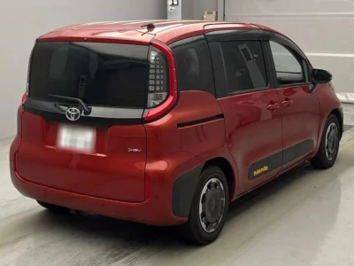 Toyota Sienta