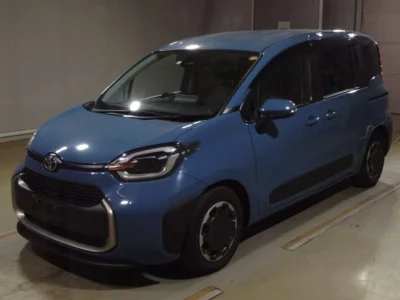 Toyota Sienta