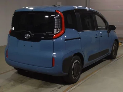 Toyota Sienta