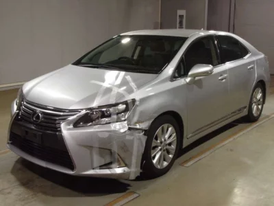 Lexus HS  с аукциона в Японии
