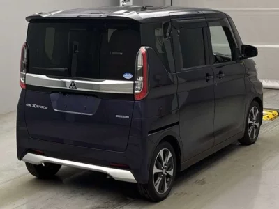 Mitsubishi eK X Space