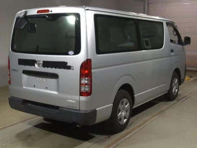 Toyota HIACE VAN  с аукциона в Японии
