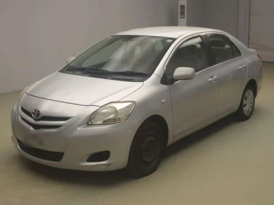 Toyota BELTA  с аукциона в Японии