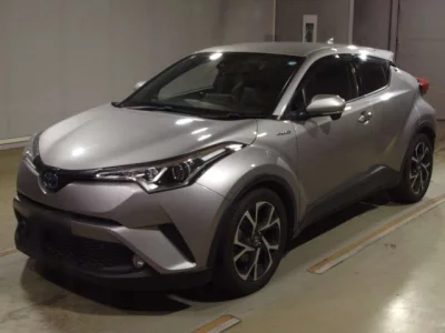 Toyota C-HR  с аукциона в Японии