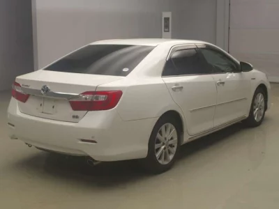 Toyota CAMRY  с аукциона в Японии