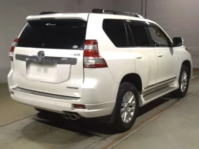 Toyota LAND CRUISER PRADO  с аукциона в Японии