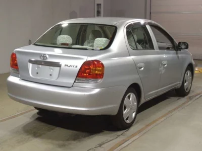 Toyota PLATZ  с аукциона в Японии