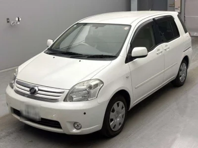 Toyota RAUM  с аукциона в Японии