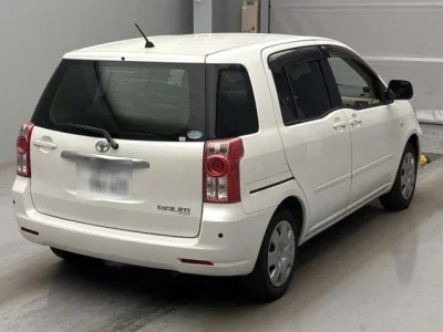 Toyota RAUM  с аукциона в Японии