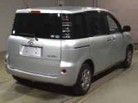 Toyota SIENTA лот № 4086 оценка RA  с аукциона в Японии 1