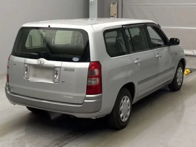 Toyota SUCCEED