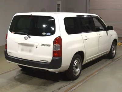 Toyota SUCCEED