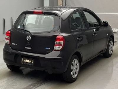 Nissan March