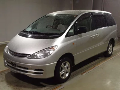 Toyota ESTIMA  с аукциона в Японии
