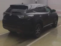 Toyota HARRIER лот № 70049 оценка RA  с аукциона в Японии 1