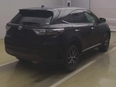 Toyota HARRIER  с аукциона в Японии