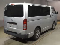 Toyota HIACE VAN лот № 62024 оценка RA  с аукциона в Японии 1