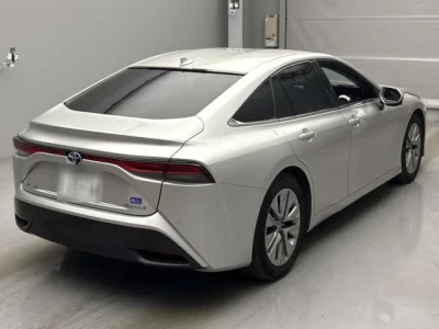 Toyota MIRAI  с аукциона в Японии