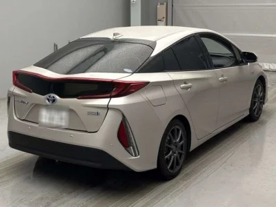 Toyota PRIUS PHV