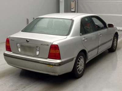 Toyota PROGRES  с аукциона в Японии