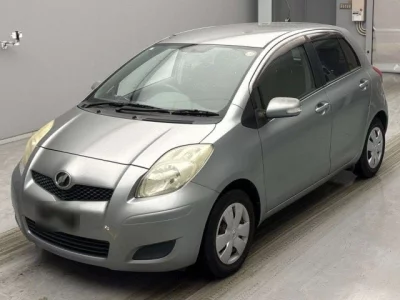 Toyota VITZ  с аукциона в Японии