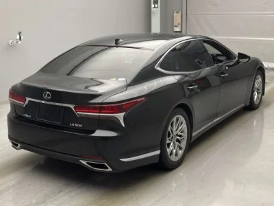 Lexus LS500
