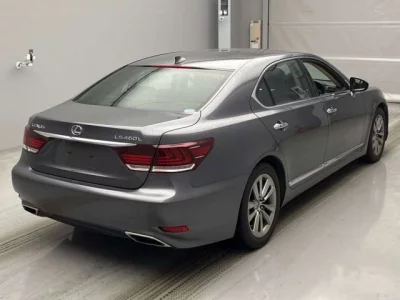 Lexus LS460L