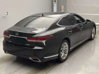 Lexus LS500