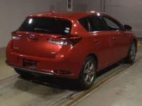 Toyota AURIS лот № 2117 оценка 4  с аукциона в Японии 1