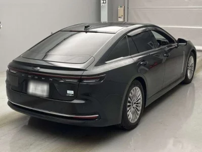 Toyota CROWN  с аукциона в Японии