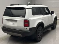 Toyota LAND CRUISER лот № 12411 оценка 5  с аукциона в Японии 1