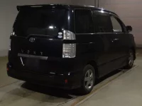 Toyota VOXY лот № 4112 оценка R  с аукциона в Японии 1