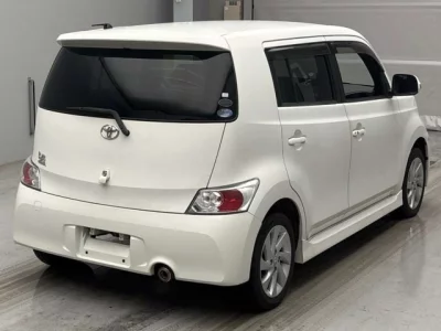 Toyota bB