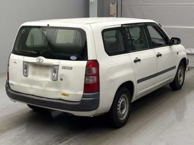 Toyota SUCCEED