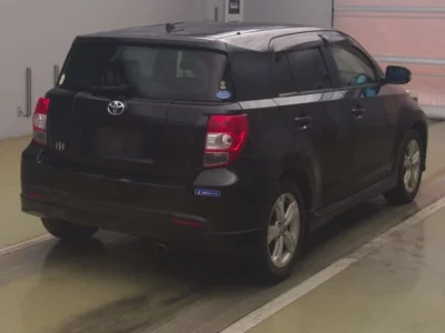 Toyota IST  с аукциона в Японии