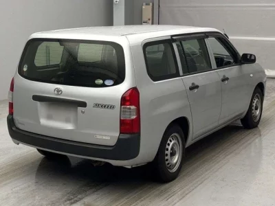 Toyota SUCCEED