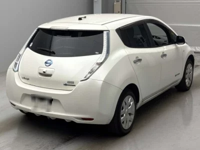 Nissan LEAF  с аукциона в Японии