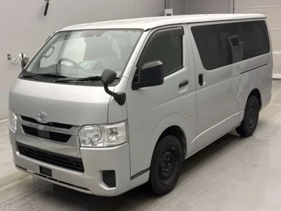 Toyota HIACE VAN  с аукциона в Японии