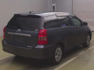 Toyota WISH  с аукциона в Японии