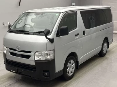 Toyota HIACE VAN  с аукциона в Японии