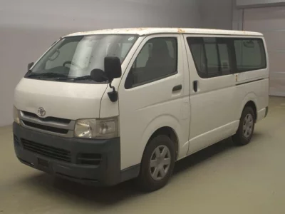 Toyota HIACE VAN  с аукциона в Японии