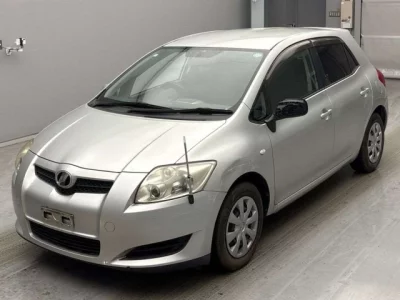 Toyota AURIS  с аукциона в Японии