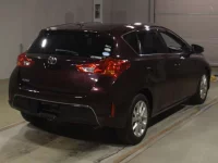 Toyota AURIS лот № 256 оценка R  с аукциона в Японии 1