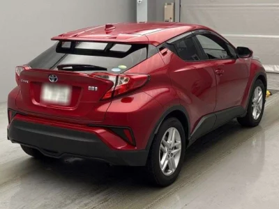 Toyota C-HR  с аукциона в Японии