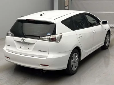 Toyota CALDINA  с аукциона в Японии