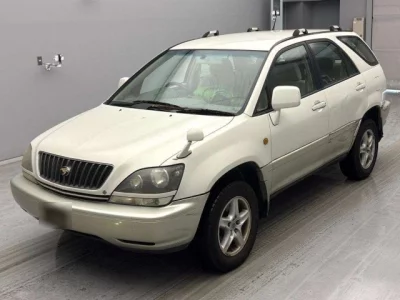 Toyota HARRIER  с аукциона в Японии
