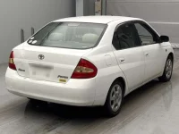 Toyota Prius лот № 4195 оценка R  с аукциона в Японии 1