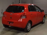 Toyota VITZ лот № 4142 оценка 3  с аукциона в Японии 1
