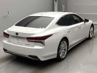 Lexus LS500h